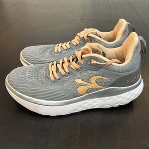 GDEFY Gravity Defyer Xlr8 Running Shoes Gray Pink Women's Size 10